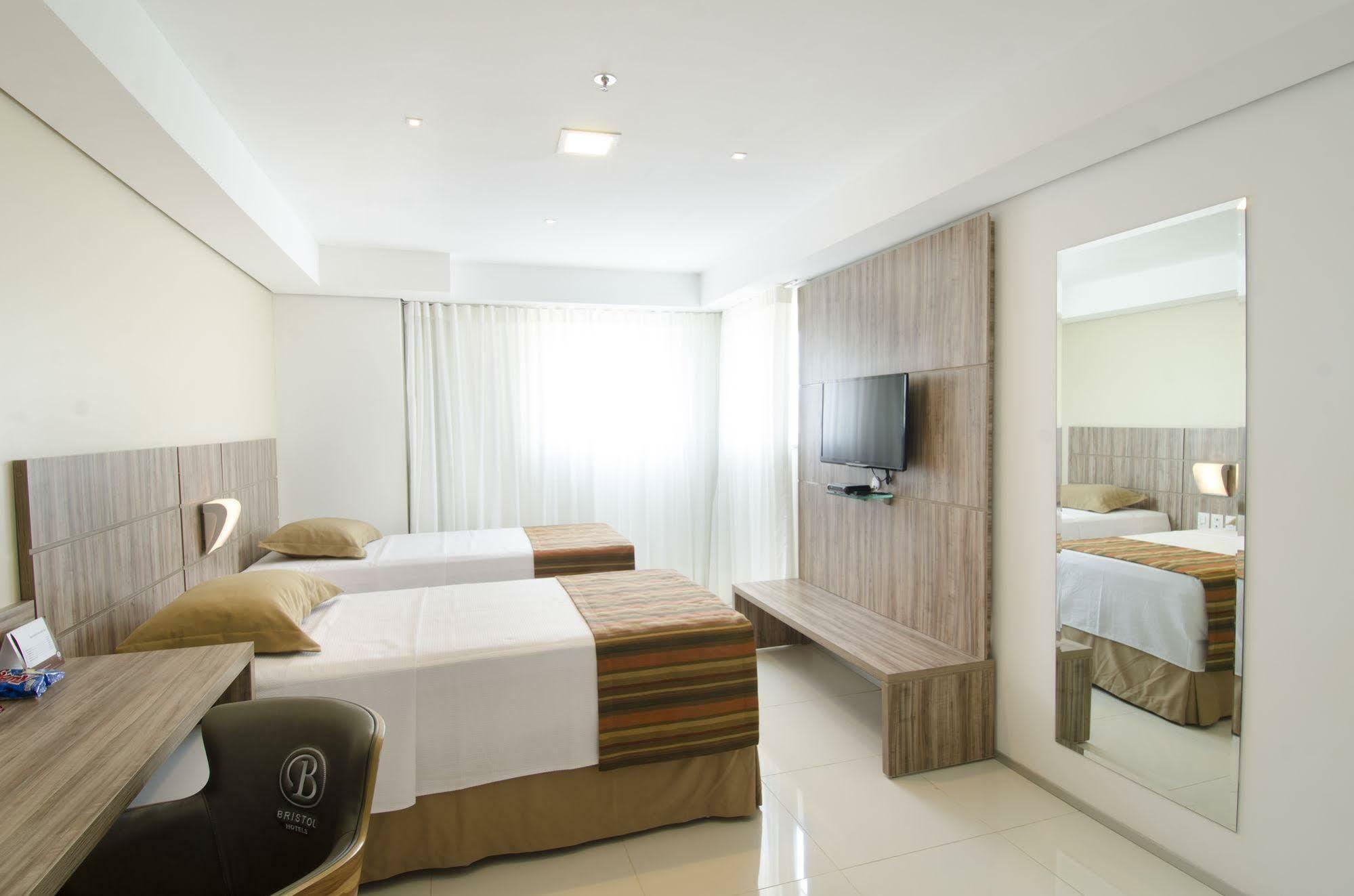 Profissionalle Hotel Sao Luis Экстерьер фото